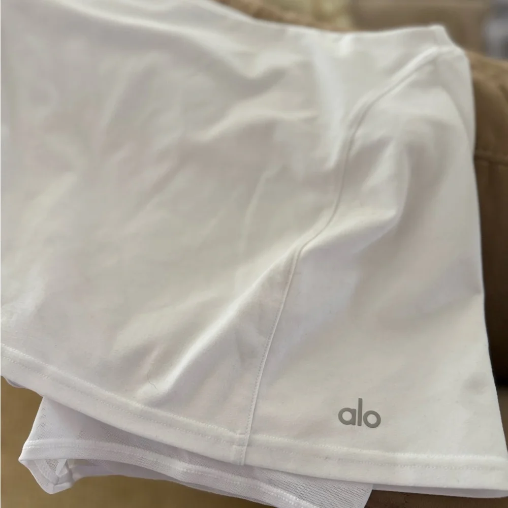 ALO Yoga White Alosoft Serve-It-Up Tennis Skort